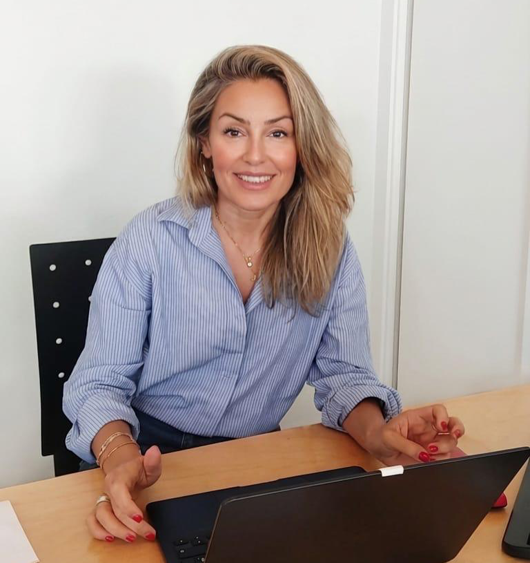 Elena - Tu asesora inmobiliaria